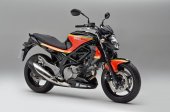 2013 Suzuki SFV650AZ photo